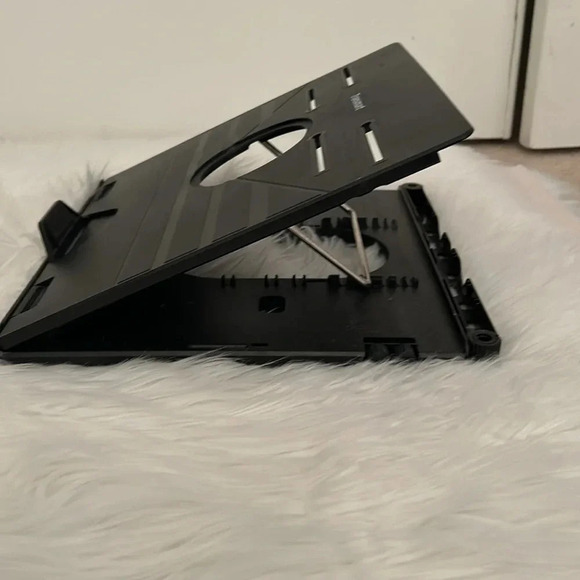Tronsmart plastic adjustable black laptop stand - Picture 4 of 8